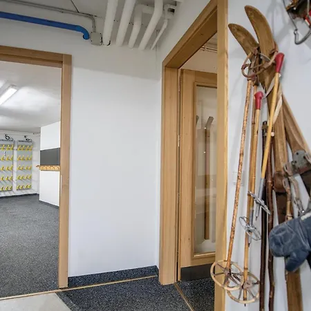 Royal In Hotell Obereggen