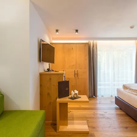 Hotel Royal In Obereggen